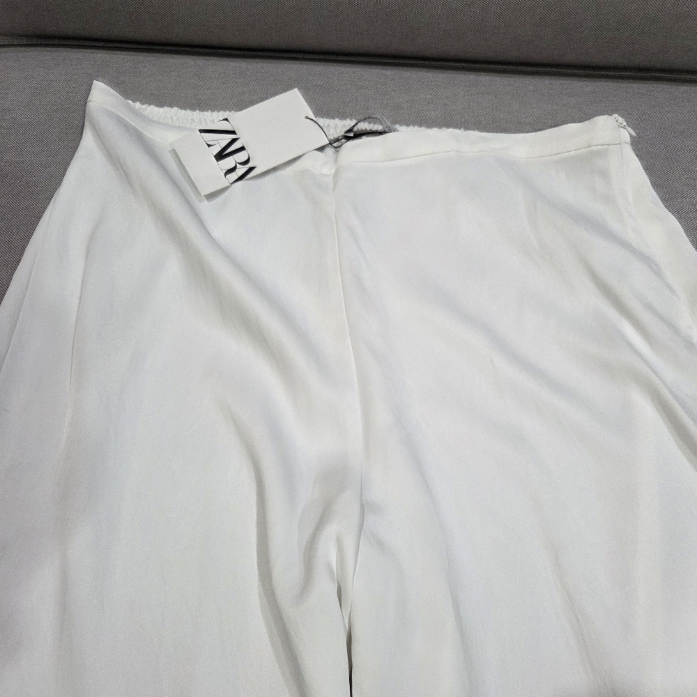 Zara NWT🏷️ Palazzo White Silky Flowy Wide Leg High Waist Pants Side Zip XL - Picture 7 of 13